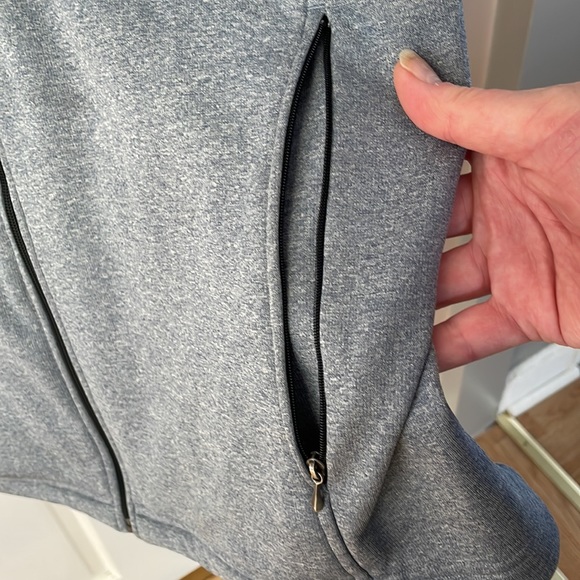 Under Armour light unisex jacket size XL - Picture 8 of 15